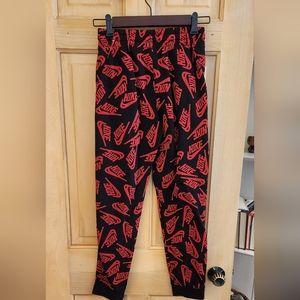 NWOT l Nike l Kids Sportswear Club Joggers l Sz:Large